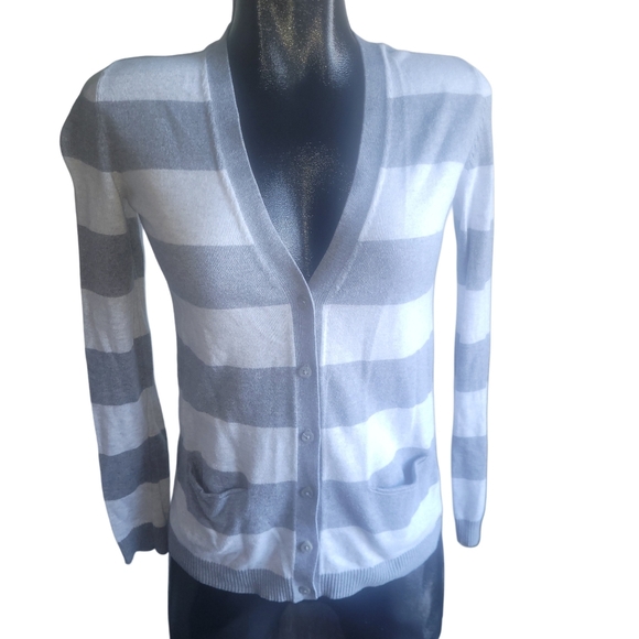 Tommy Hilfiger White and Gray Striped Cardigan XS - Picture 1 of 7